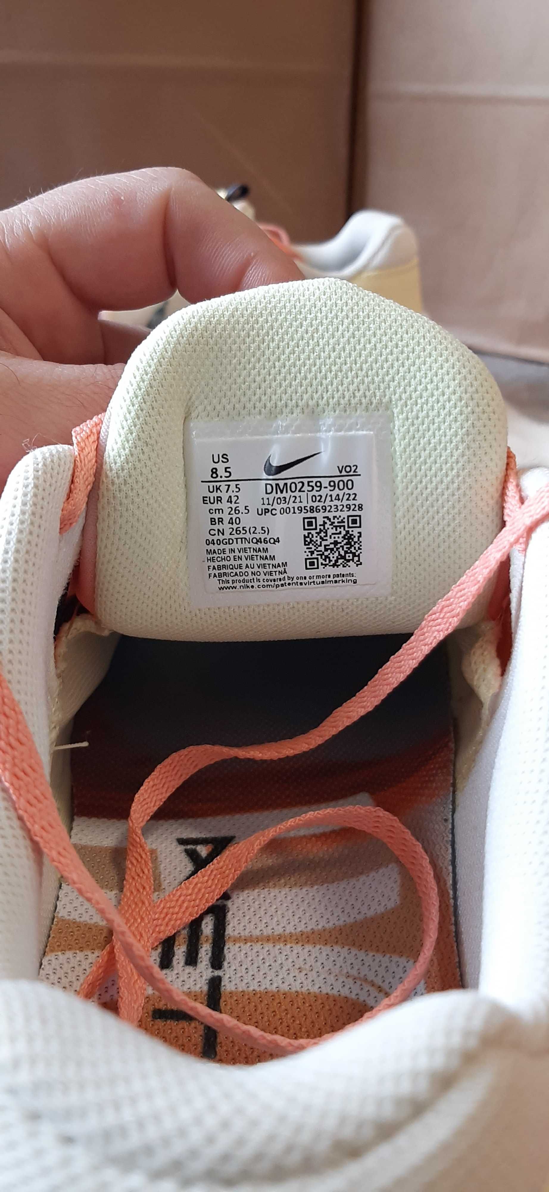 Nike meatcon маратонки