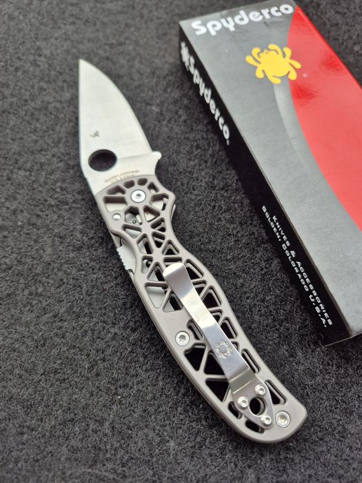 Сгъваем нож Spyderco Edgerati С266