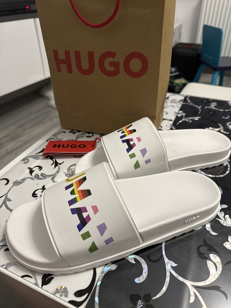 Чехли Hugo Boss