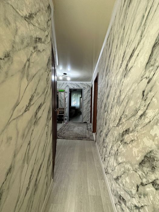 3 комн квартиру 20 мкр 20000