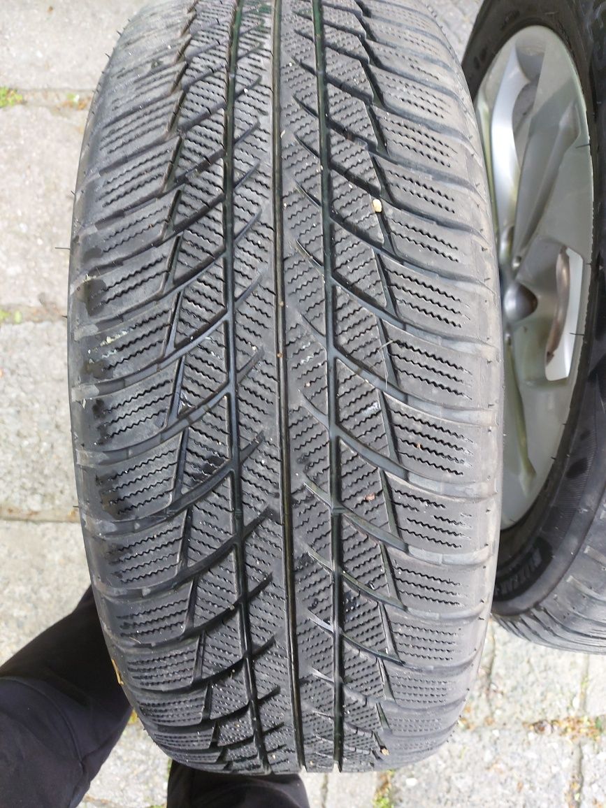 Гуми Bridgestone 225/55/17