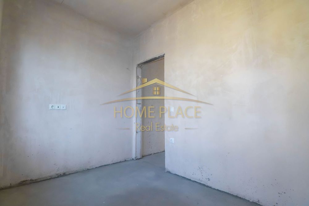 Продава се Многостаен апартамент в Варна, Цветен квартал - 131 кв.м за 1504 €/кв.м - Снимка #6