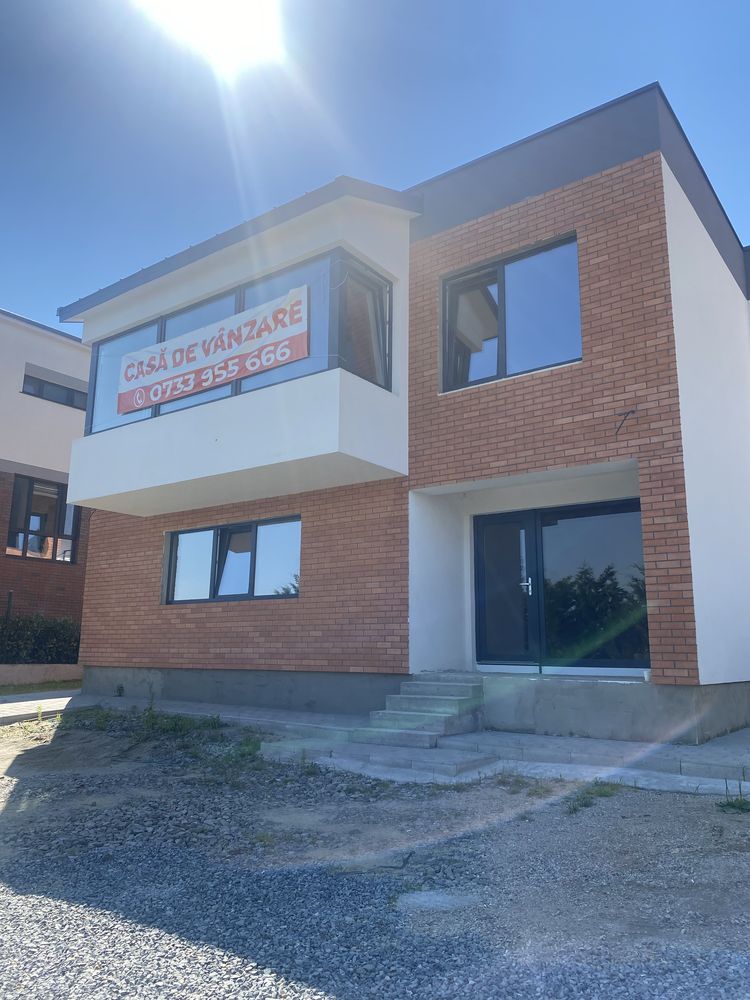 PF vând casă INDIVIDUALA NOUA zona parc Poligon
