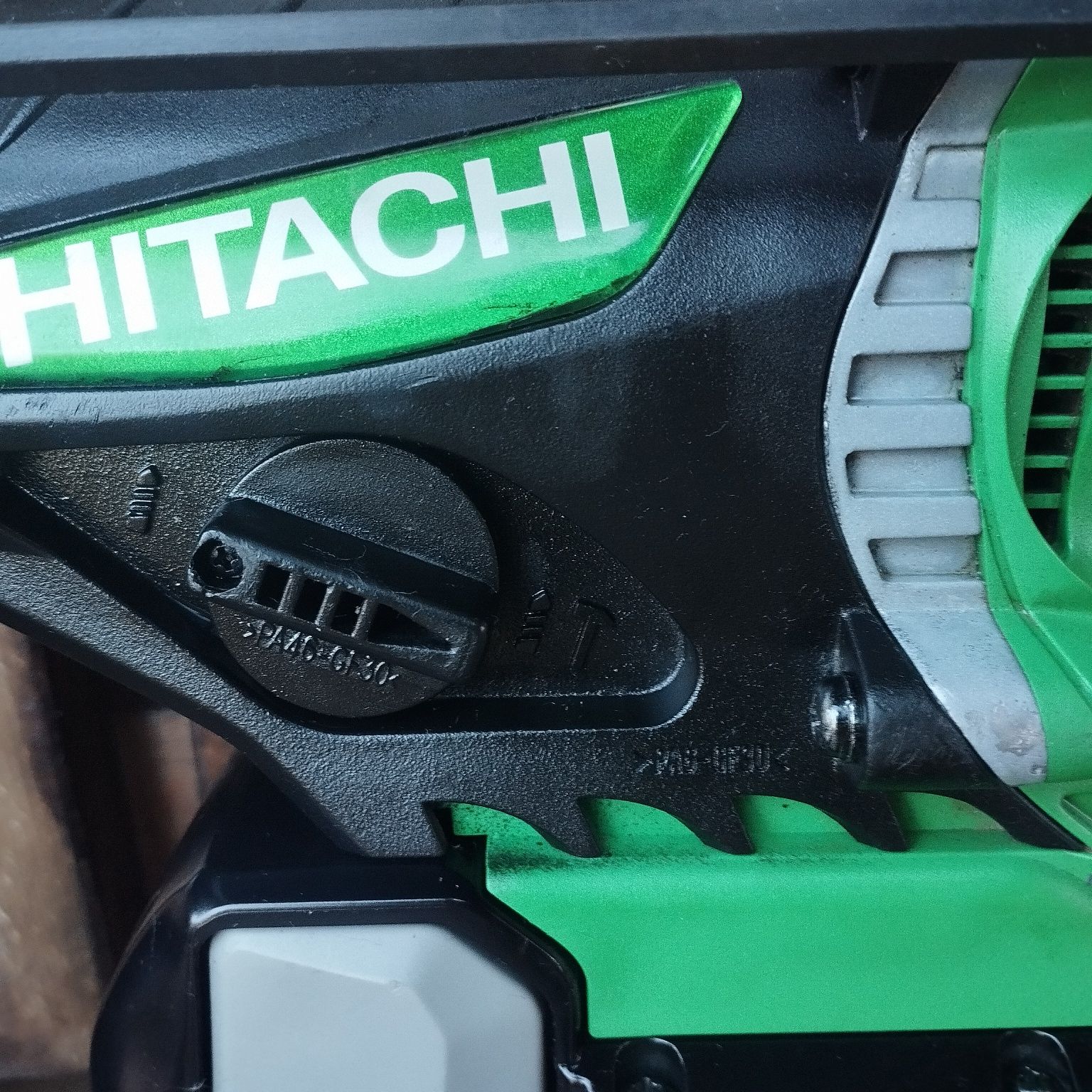 Акумулаторен Перфоратор HITACHI DH25DL Li-Ion