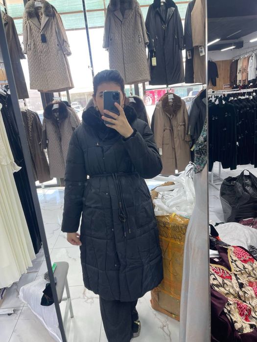 Pekin kachetsvasi zo’r qalin uzun kurtka razmer 2xl menga juda qalin