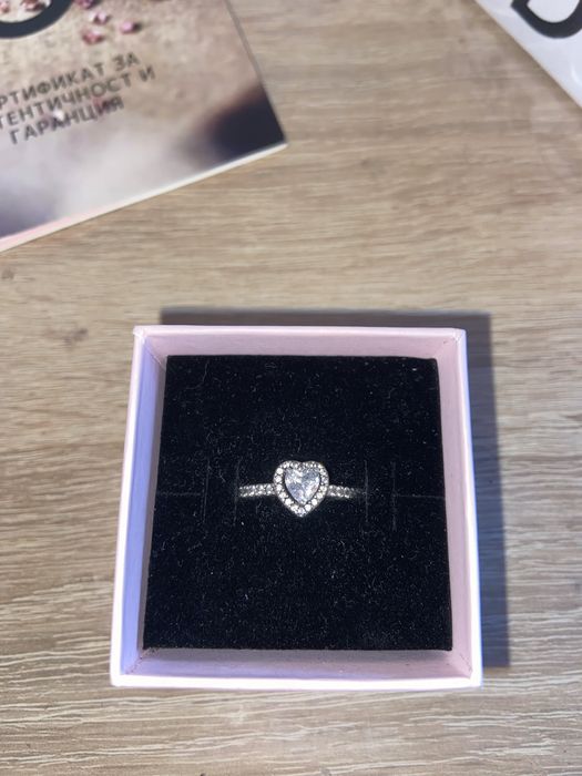 Пръстен Pandora уникален