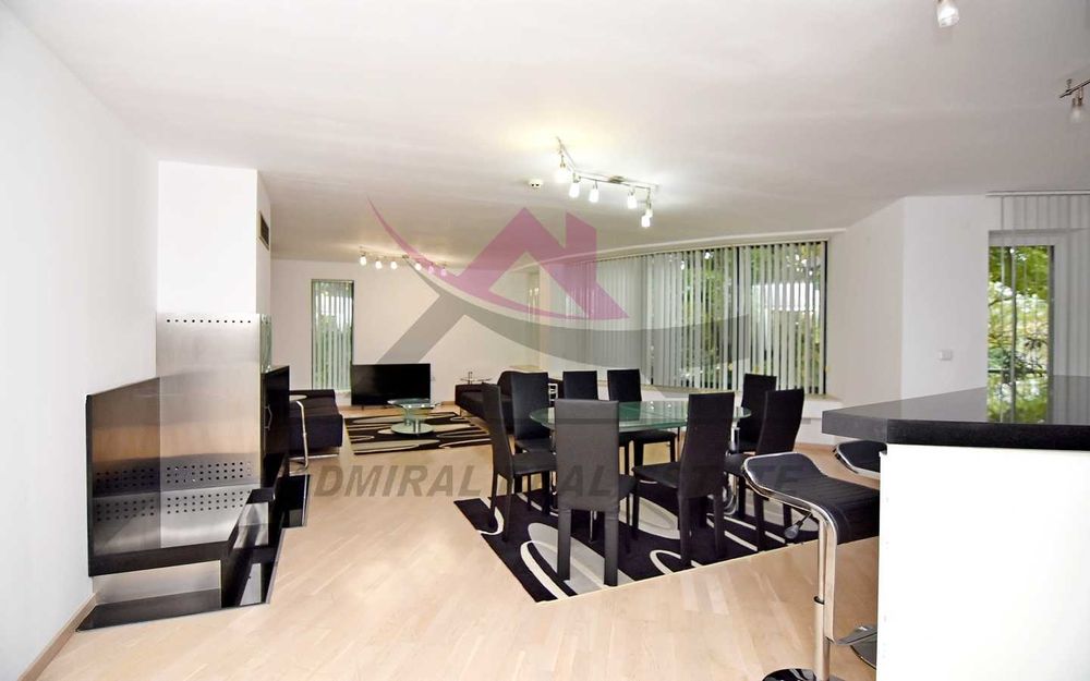 Продава се Четиристаен апартамент в Варна, Бриз - 182 кв.м за 2106 €/кв.м - Снимка #1