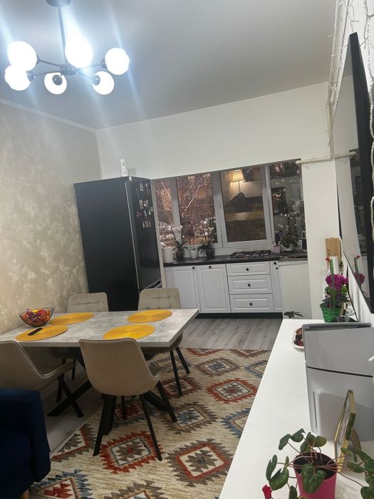 Inchiriez apartament in strand