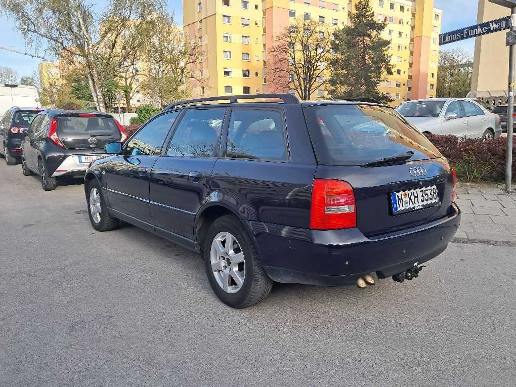 Audi A4 B5 , 1.9  Tdi. Cutie viteze automată