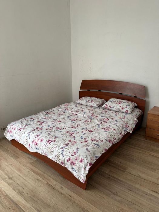 Кровать шикарная, б/у