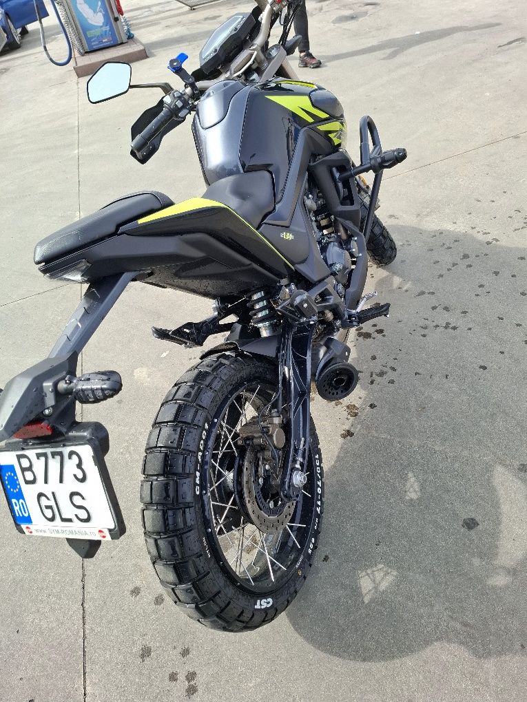 Motocicleta 125cc Daytona Zontes u125 2023