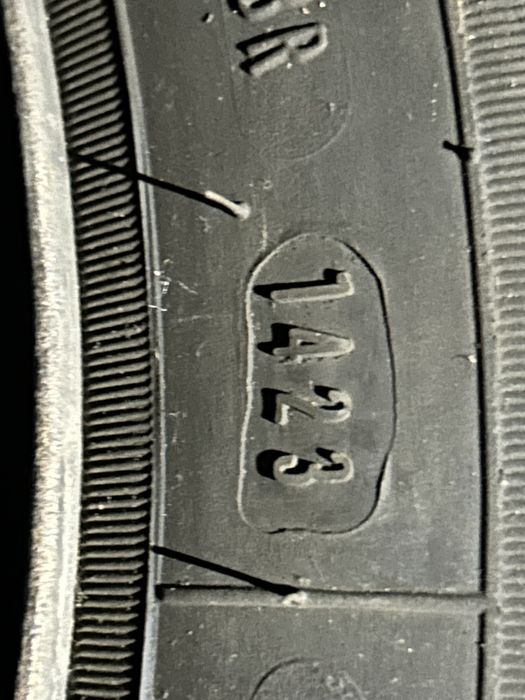 Set 4 anvelope vara Debica R15