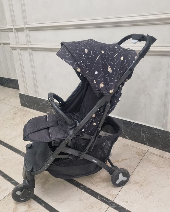 Продам  прогулочную  коляску