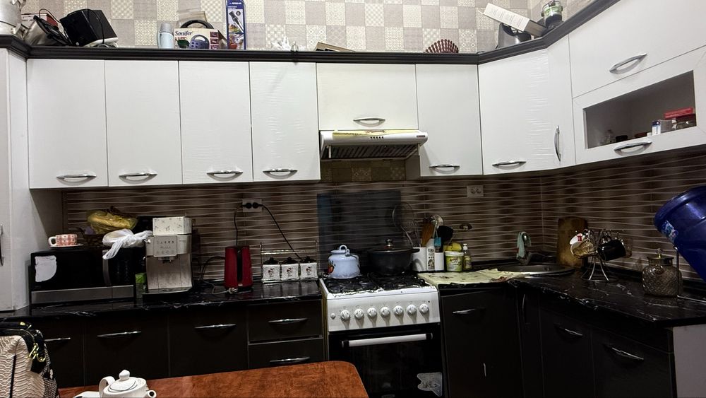 Kuxonniy mebel xolati zo'r