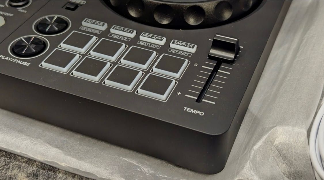 DJ контролер Pioneer DJ - DDJ-FLX4, черен