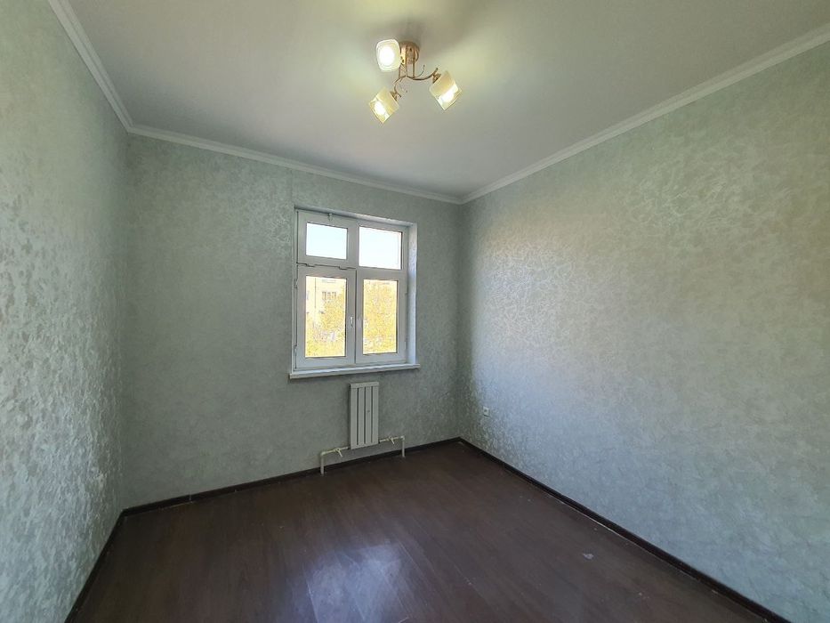 Фрунзенский масивда 3 хонали квартира сотилади