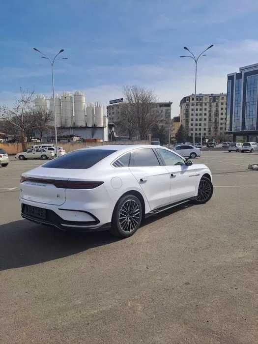 BYD Han yillik 12% Nasiya savdoga