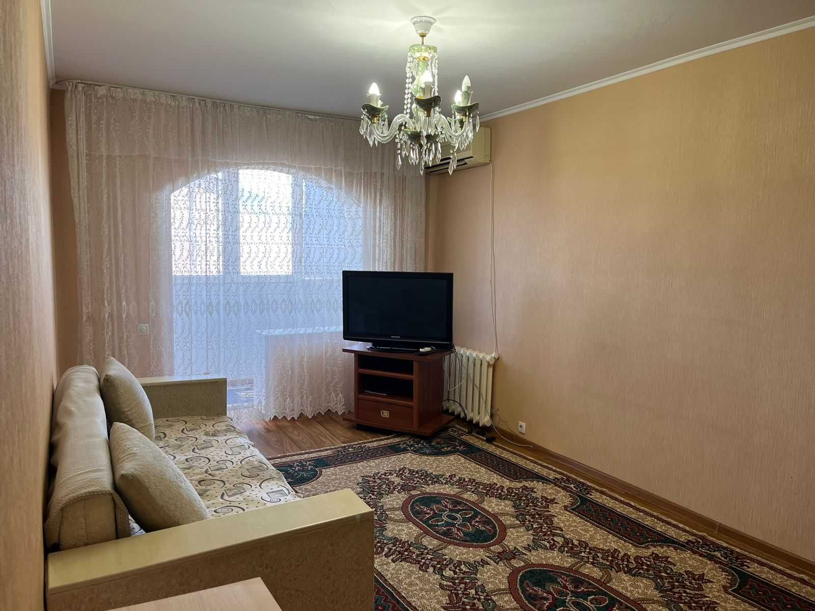 Продается 2 комнатная квартира в пятом микрорайоне