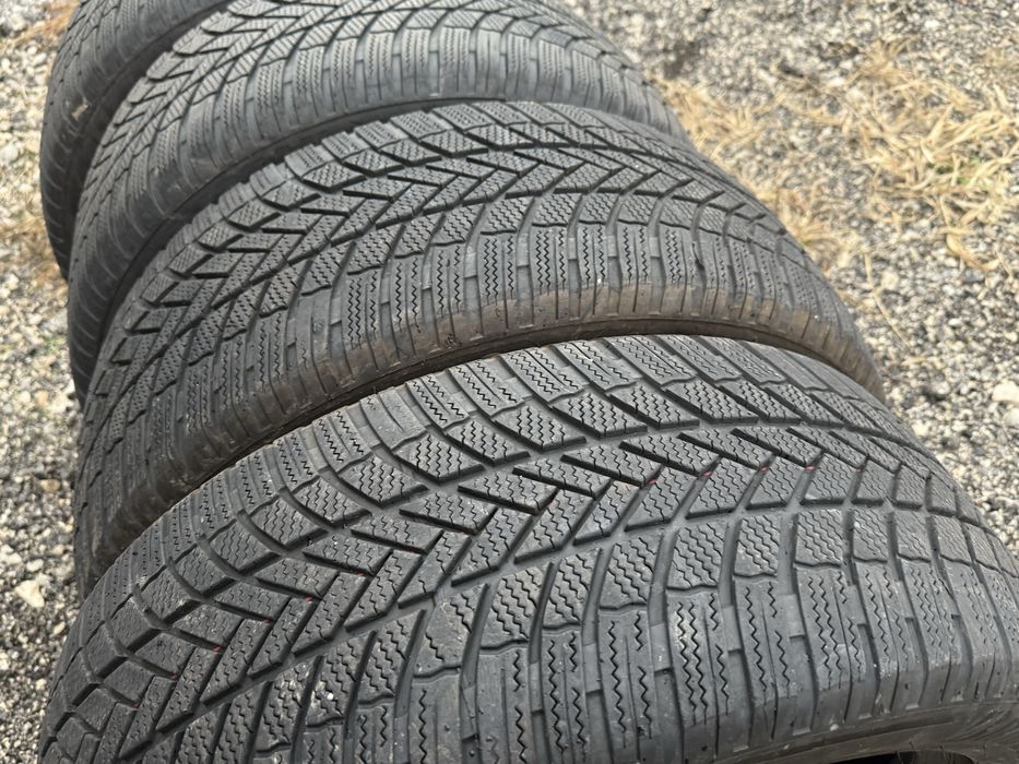 Зимни гуми за джип 19-ки 255/50/19