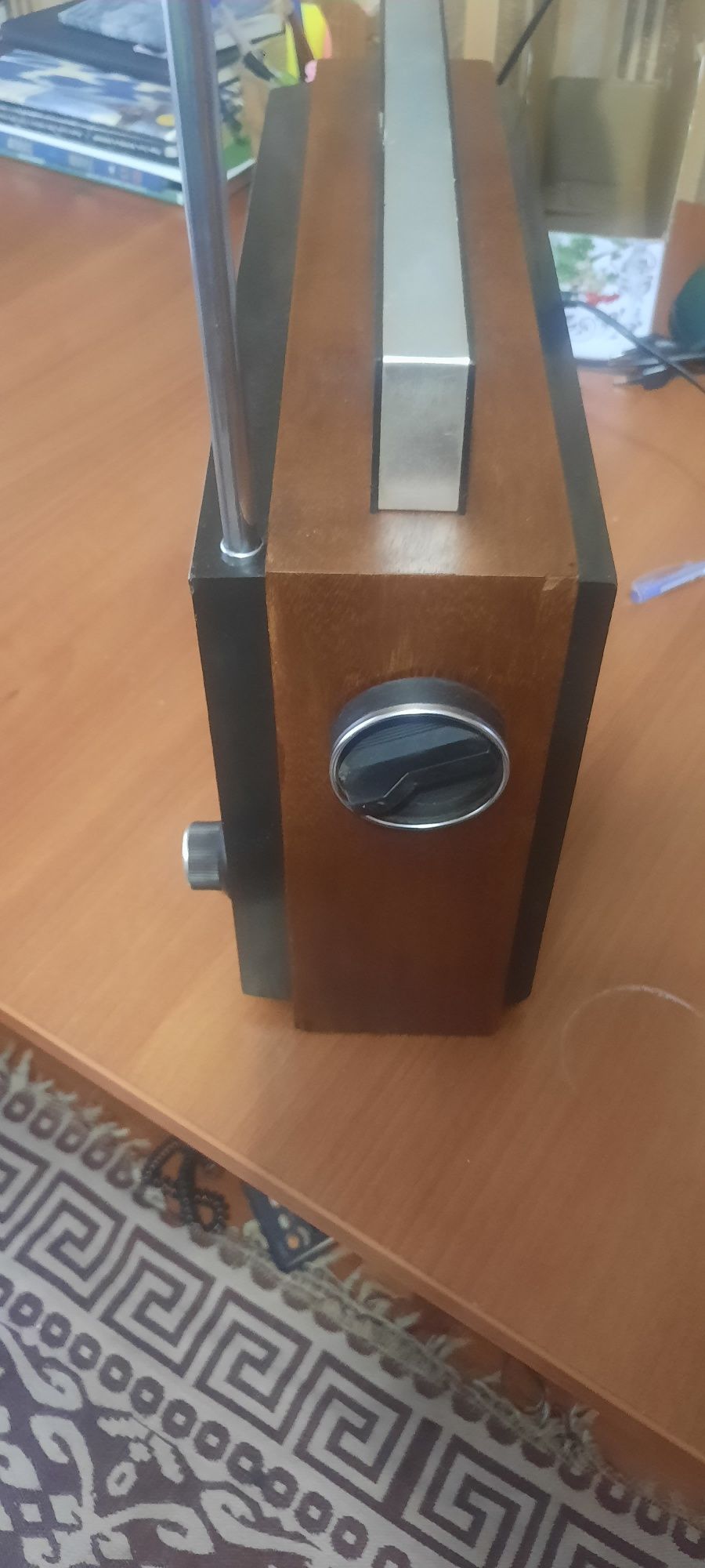 Продам  транзистор  Океан 209
