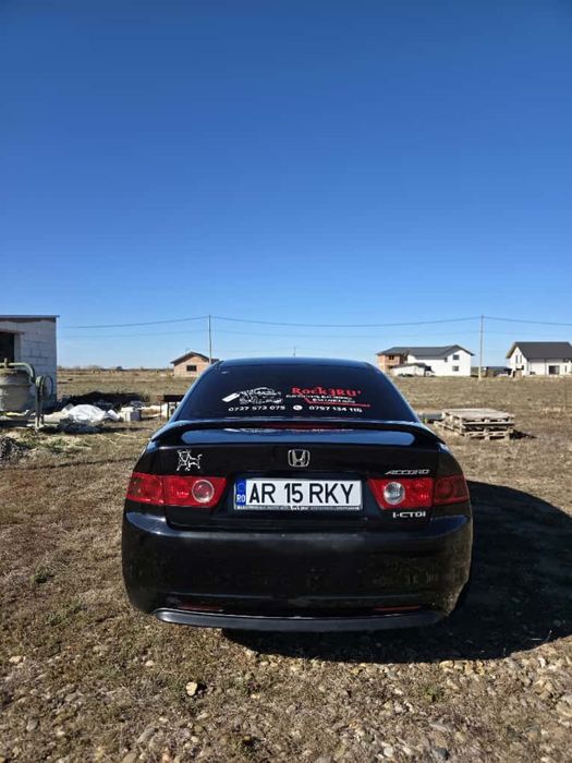 Honda Accord 2.2crdti