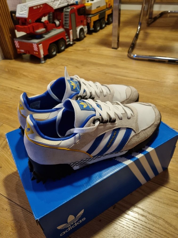 Adidasi originali 44.5