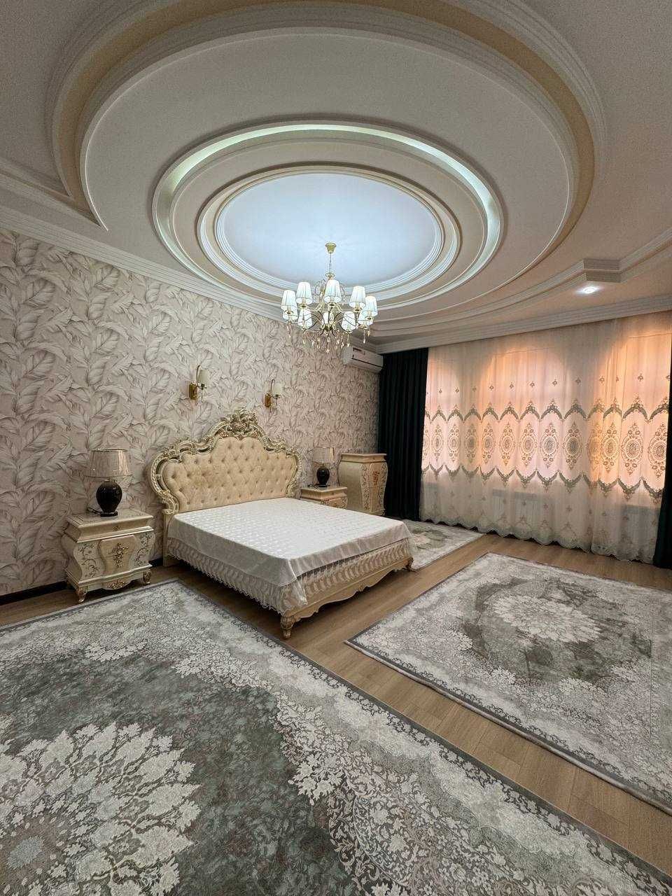 За отелем Grand Mir ул.Таффакур 9-комн 2-этажа 10-сот 650 м² бассейн