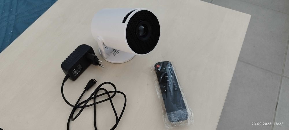 Видео LED Прожектор