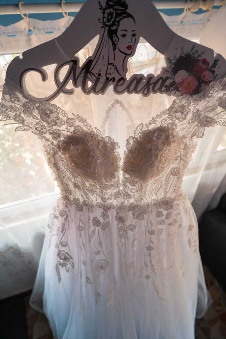 Rochie de mireasa,trenă detașabilă