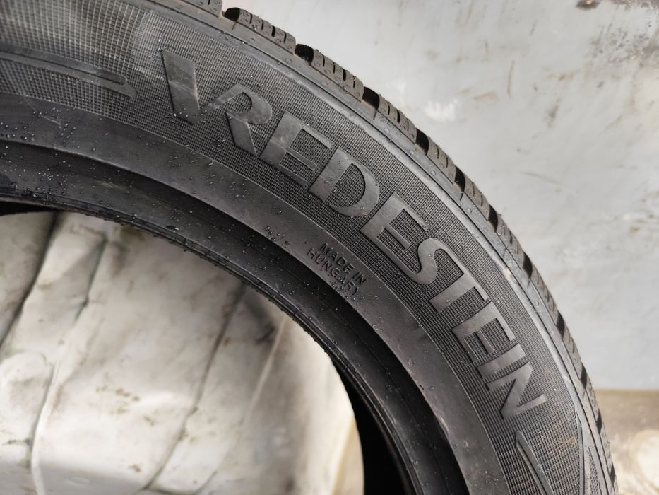 автомобилни гуми vredestein235/50/18 чисто нови