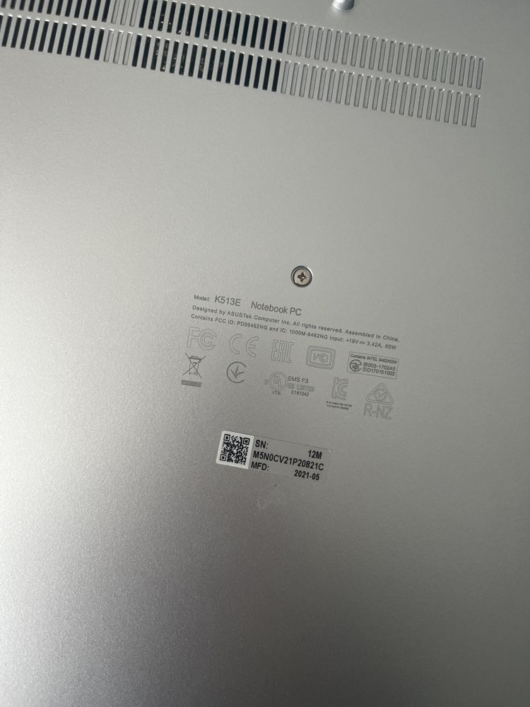 Ноутбук ASUS VivoBook K513EA / 8ГБ ОЗУ / 256 SSD / Intel I3