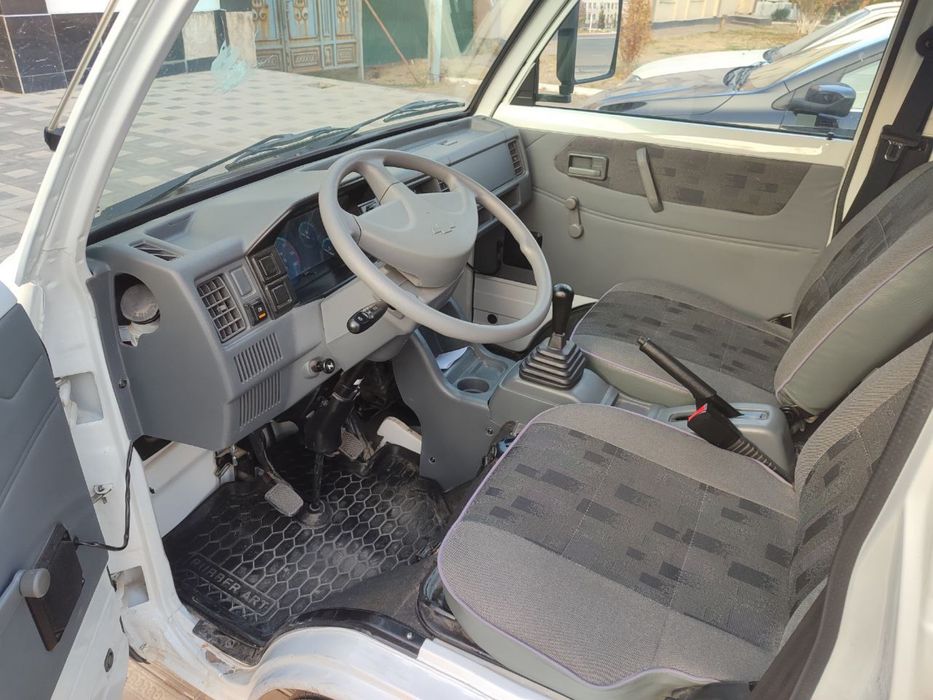 Damas Yangi 5.800 km yurgan Gaz qoyilgan Kraska Toza 100%