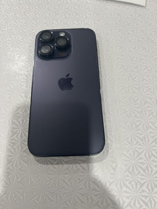 Продам айфон 14 про