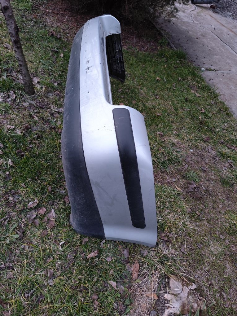 Задна броня пасат 5.5 комби