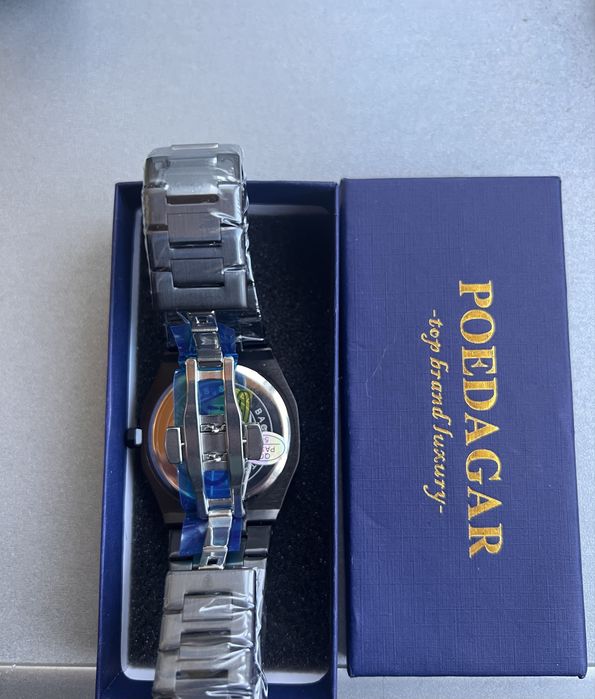 Poedagar – стилен мъжки часовник от неръждаема стомана