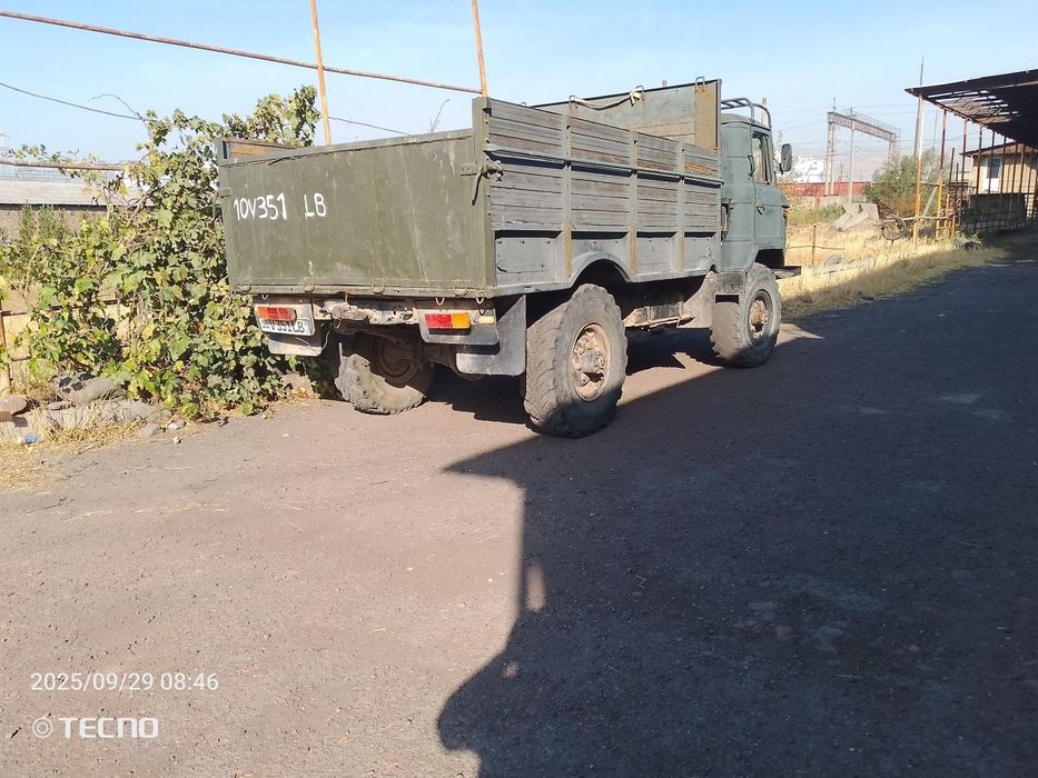 GAZ-66 Yuk_bortli