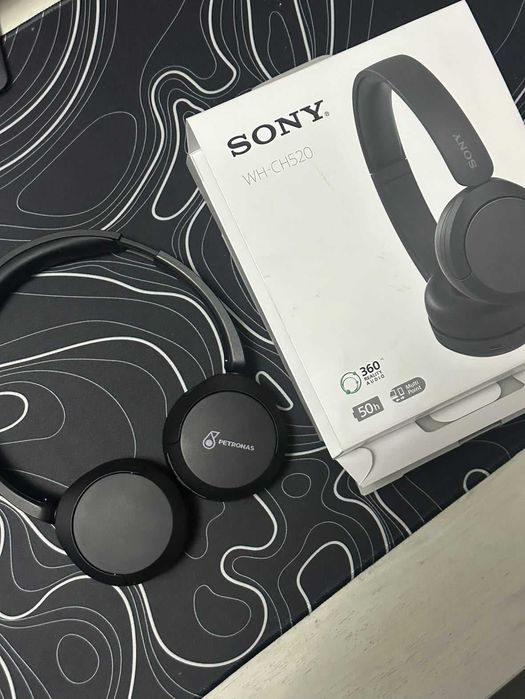 Casti Sony WH-CH520 Special Edition Iveco x Petronas