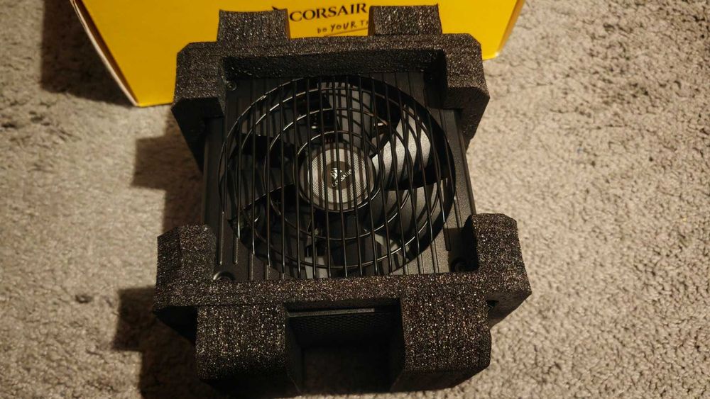 Захранване Corsair PSU 850W RM850 80+ Gold Fully-Modular