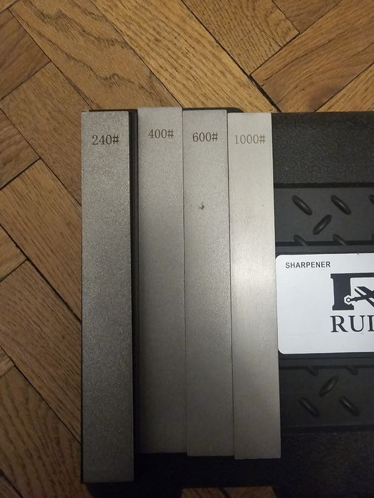 Продавам точилка за ножове