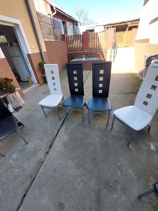 Scaune pentru Living stare foarte bună !!!