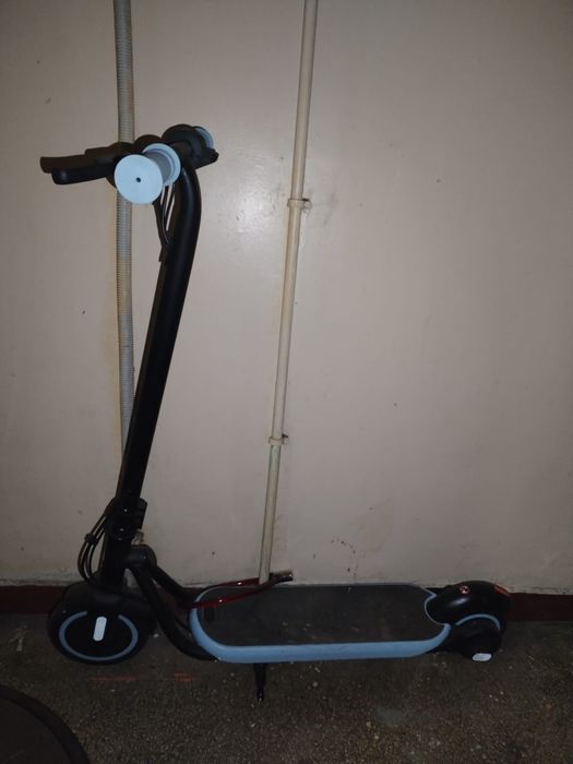 Trotinetă electrică