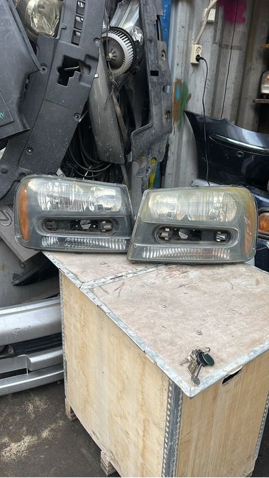 Фары на Chevrolet Trail Blazer