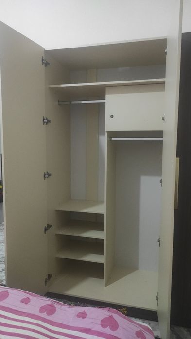 Спальный гарнитур сотилади