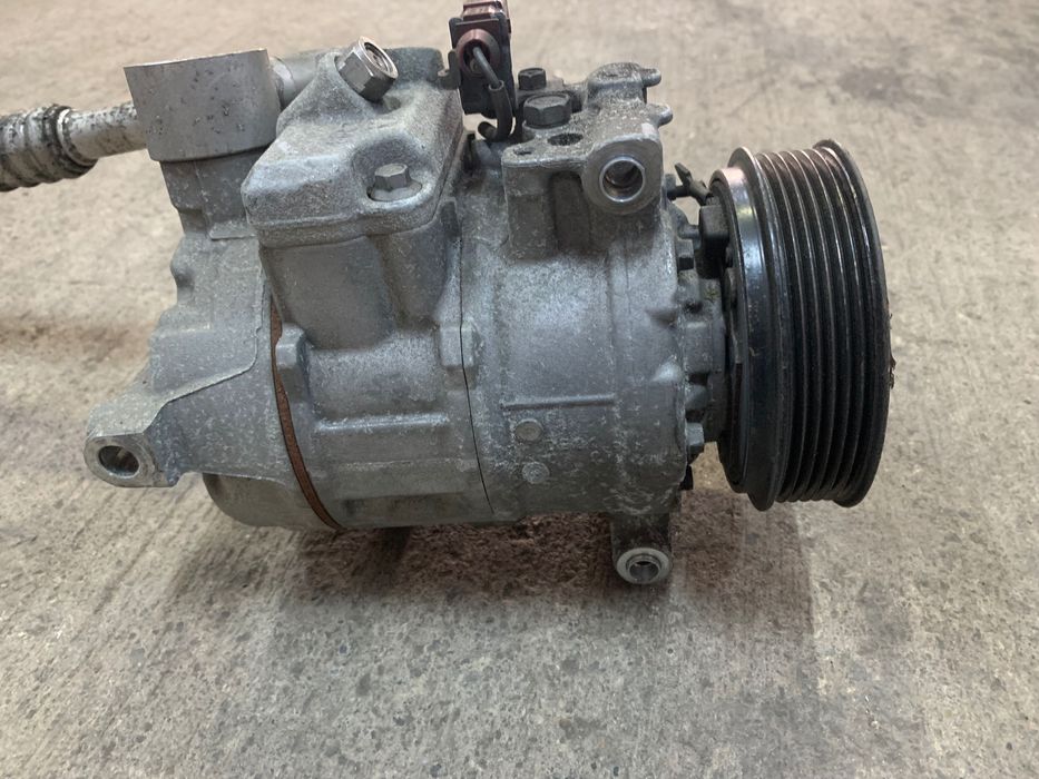 Compresor clima Audi 2.0 TDI 190 cai motor CNHA cod piesa : 4G0260805M