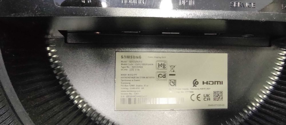 Продавам монитор 27 инча Samsung Odyssey G5 LS-27CG552