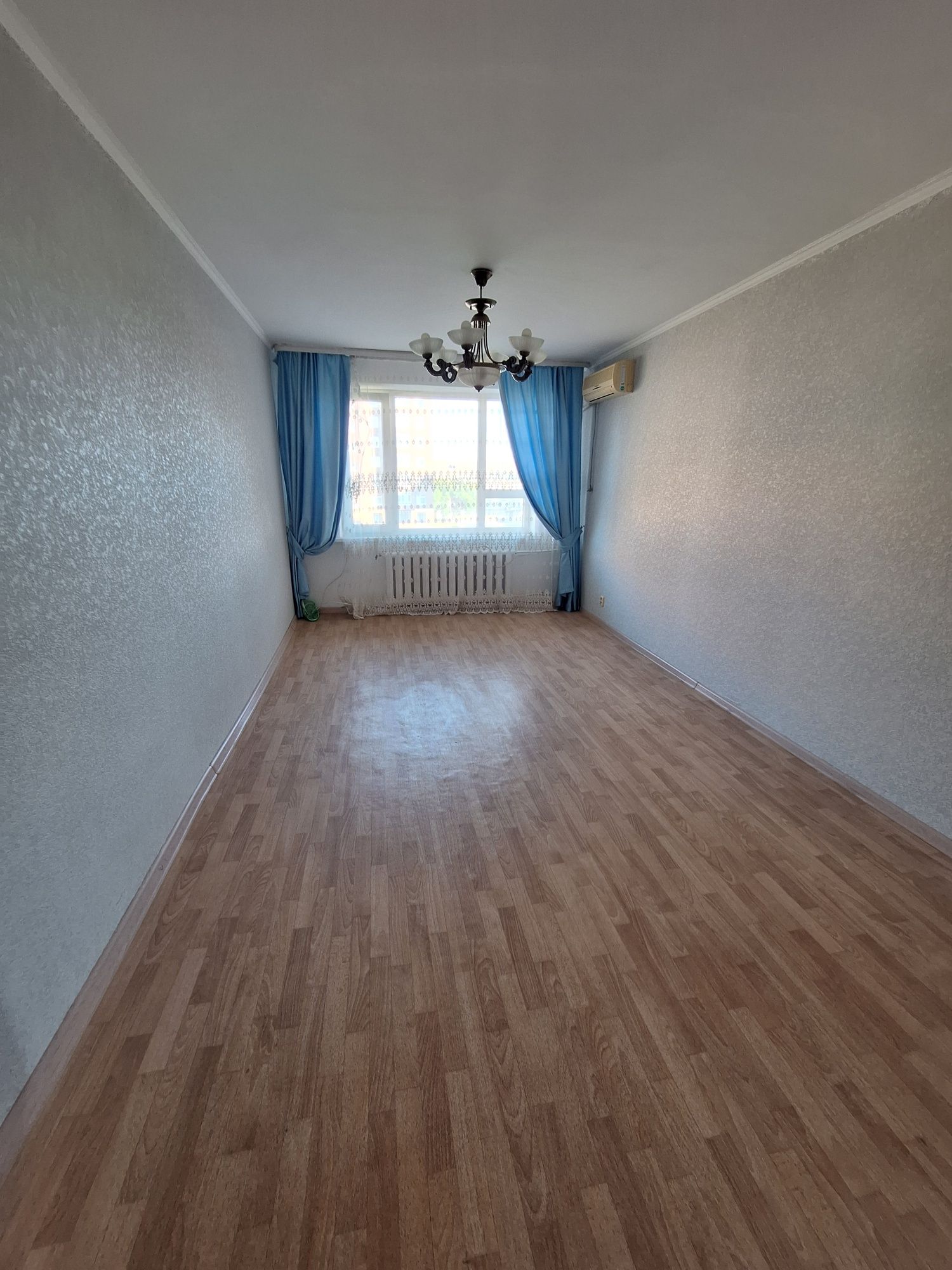 Продаётся 2 комн квартира