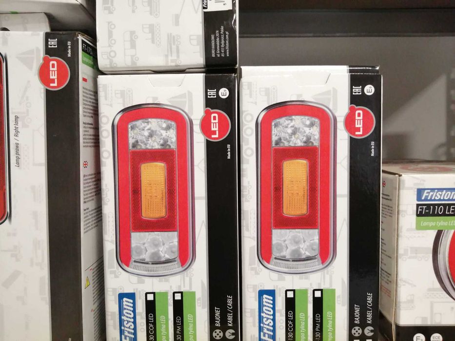 Lampa Spate Remorci-Platforme - Led 6 Functii-mers inapoi si numar