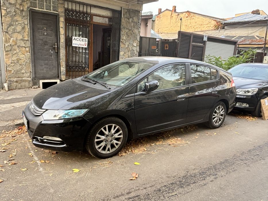 Vând Honda Insight Hybrid 2010 , Neagră, Full Options, Impecabilă