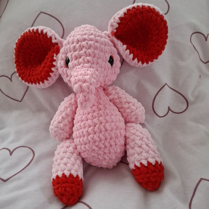 Pluș crosetat manual