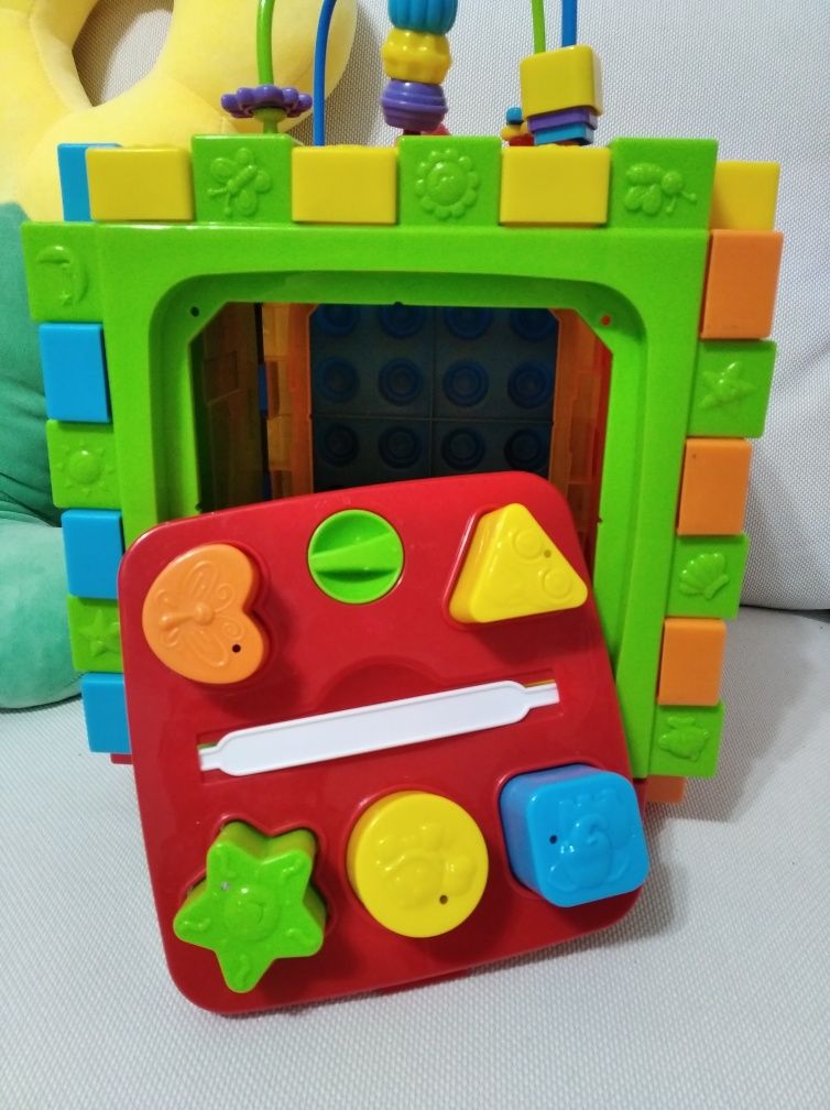 Cub jucarie Playgo creativ activitati puzzle bebe bebelusi PlayGo